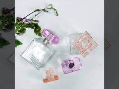 ขวดน้ำหอมใส แก้วทรงสี่เหลี่ยม